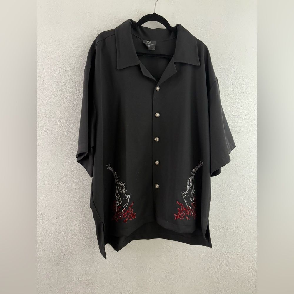 DV8 from the norm- button up black short sleeve shirt size XXXL